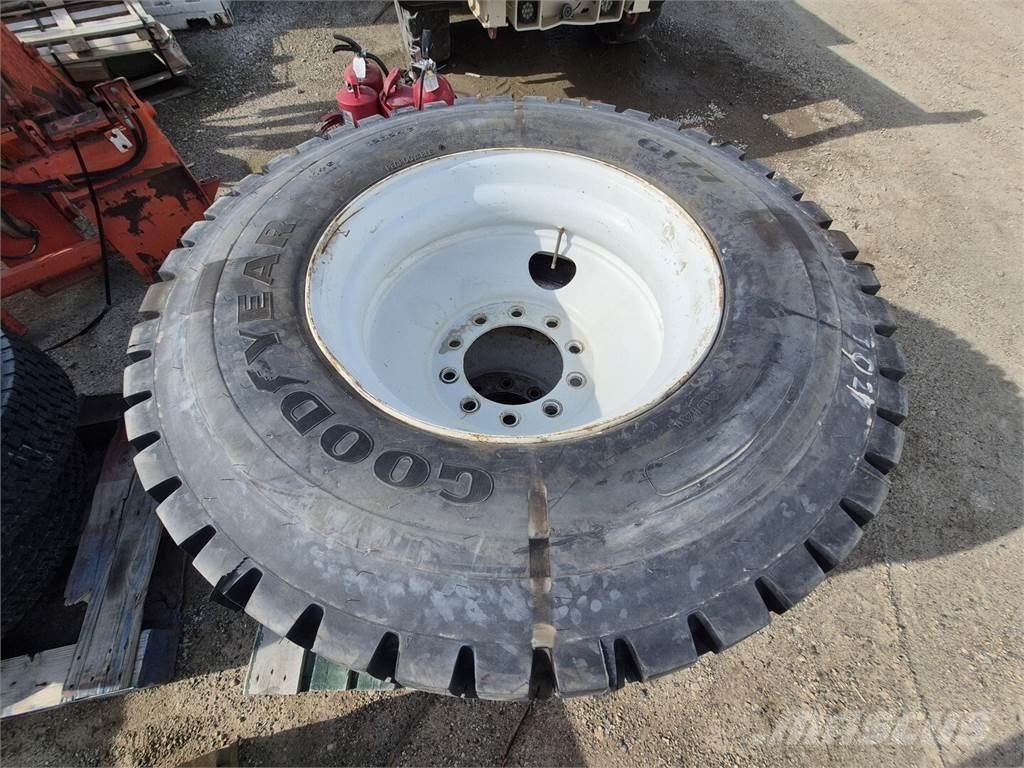 Goodyear G177 Opony, koła i felgi