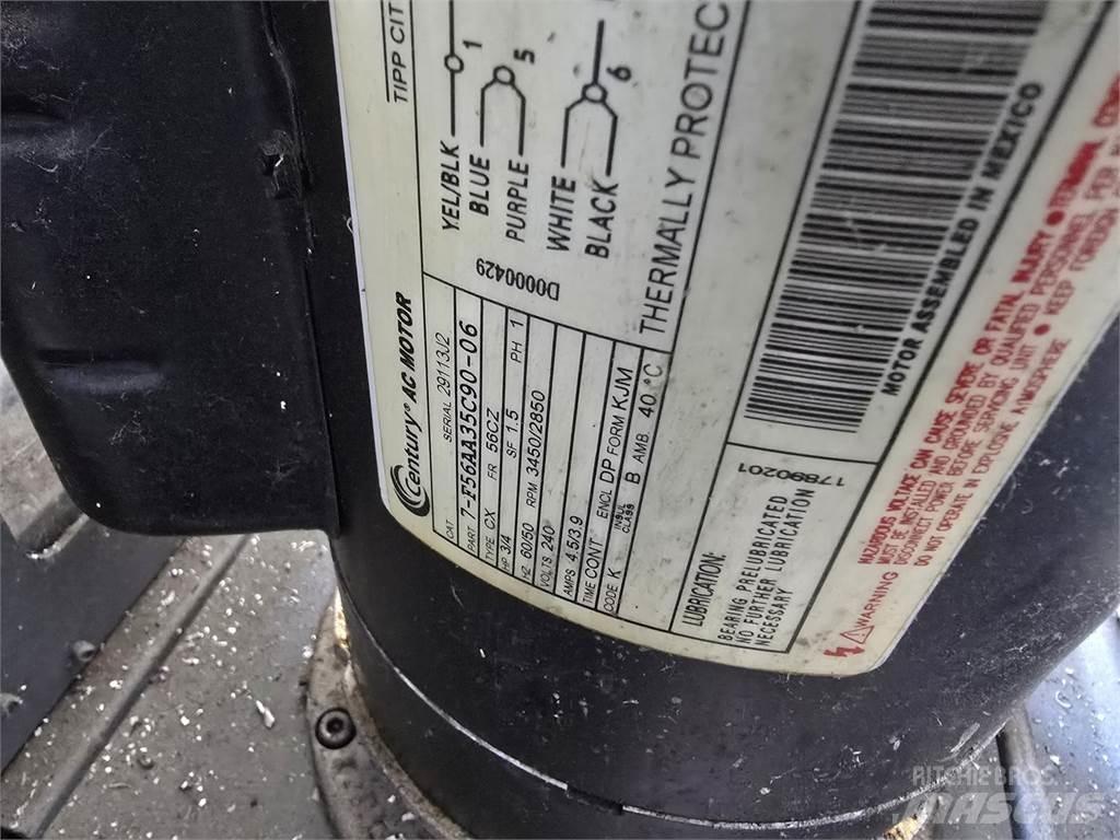 Haas VF-4 Maszyny budowlane - Inne