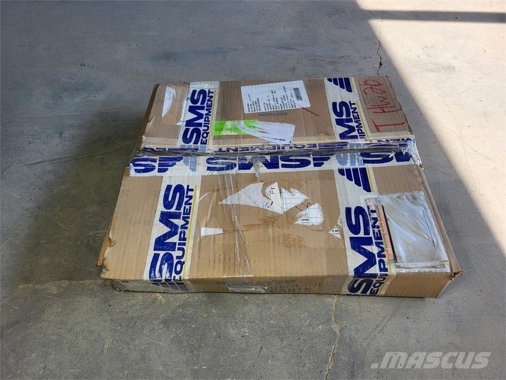 Komatsu EG6304 Inne akcesoria