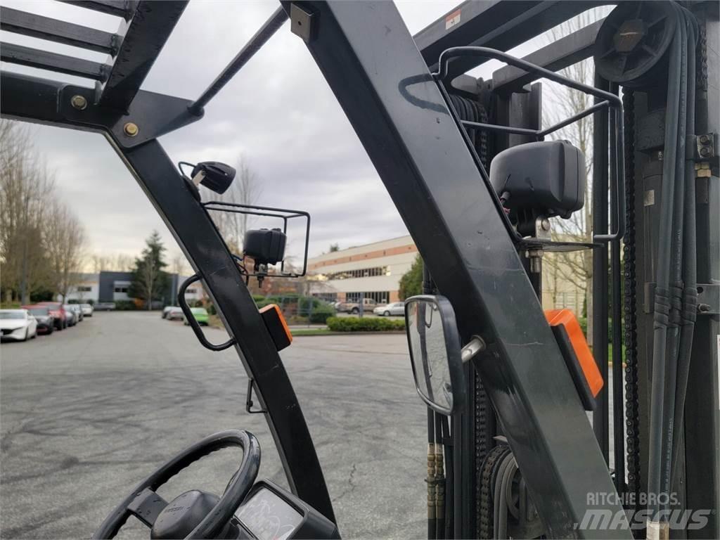 Nissan MCPL01A15LV Maszyny budowlane - Inne