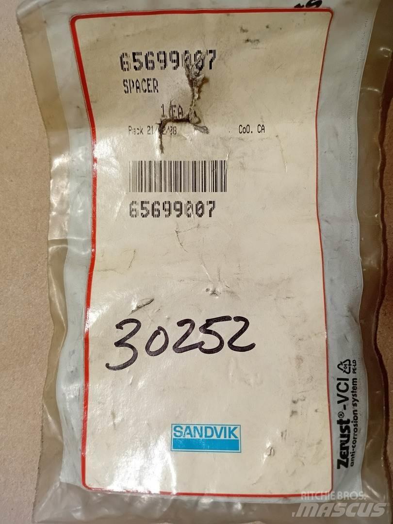 Sandvik DT65699007 Kruszarki
