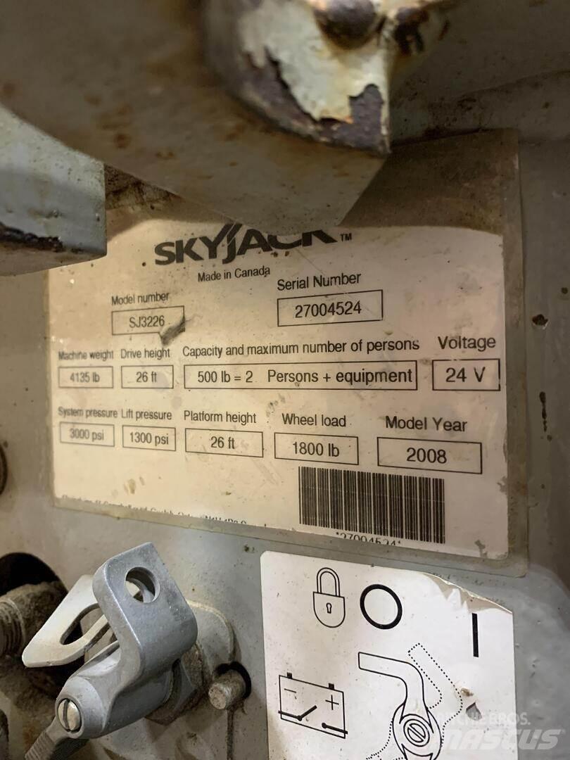 SkyJack SJIII 3226 Podnośniki nożycowe