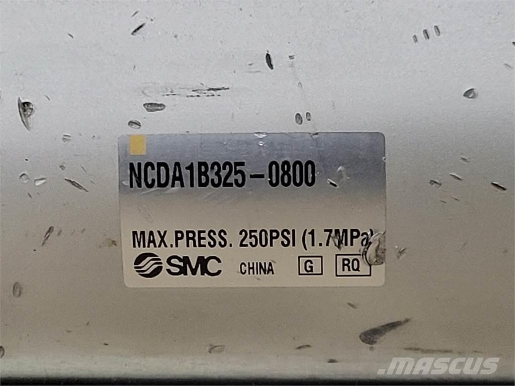 SMC NCDA1B325-0800 Transport - Inne