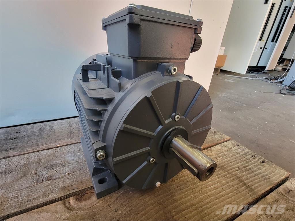  TECHTOP MTP112MA4D Silniki przemysłowe