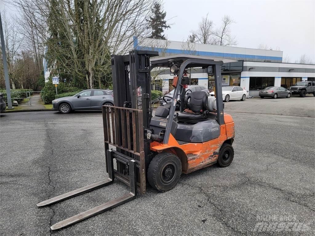Toyota 7FGU25 Maszyny budowlane - Inne