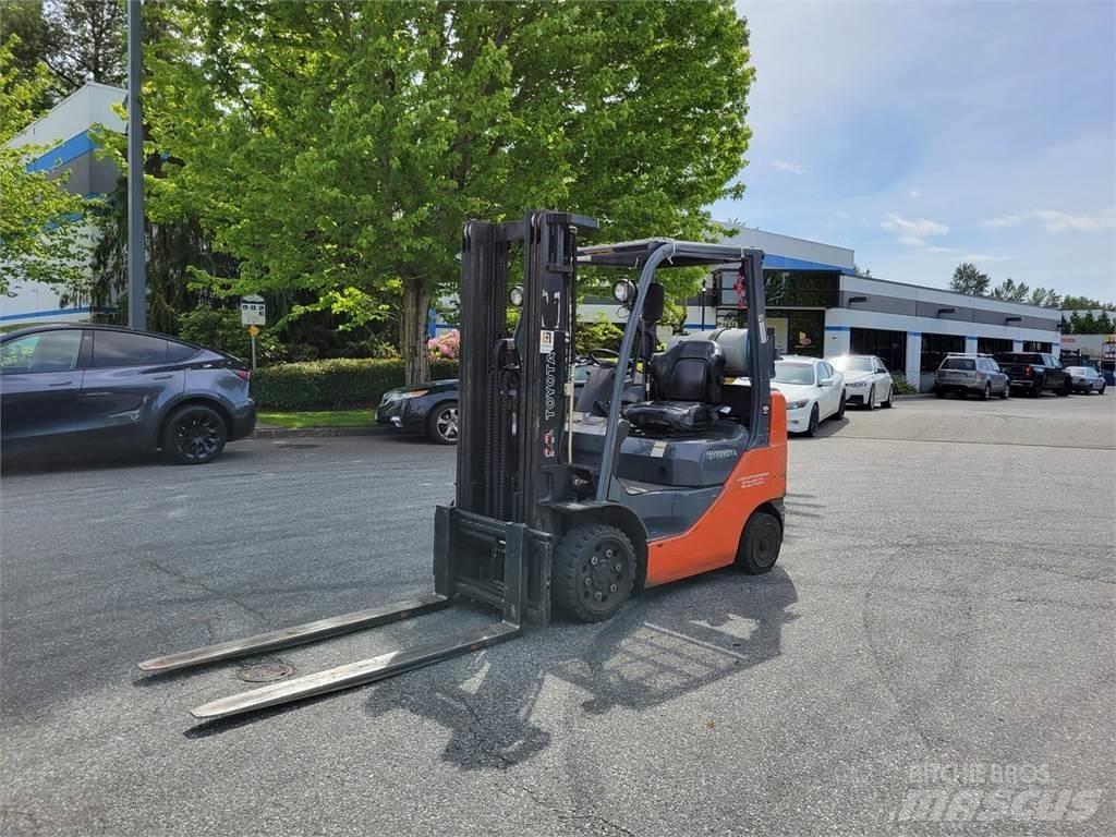 Toyota 8FGCU25 Maszyny budowlane - Inne