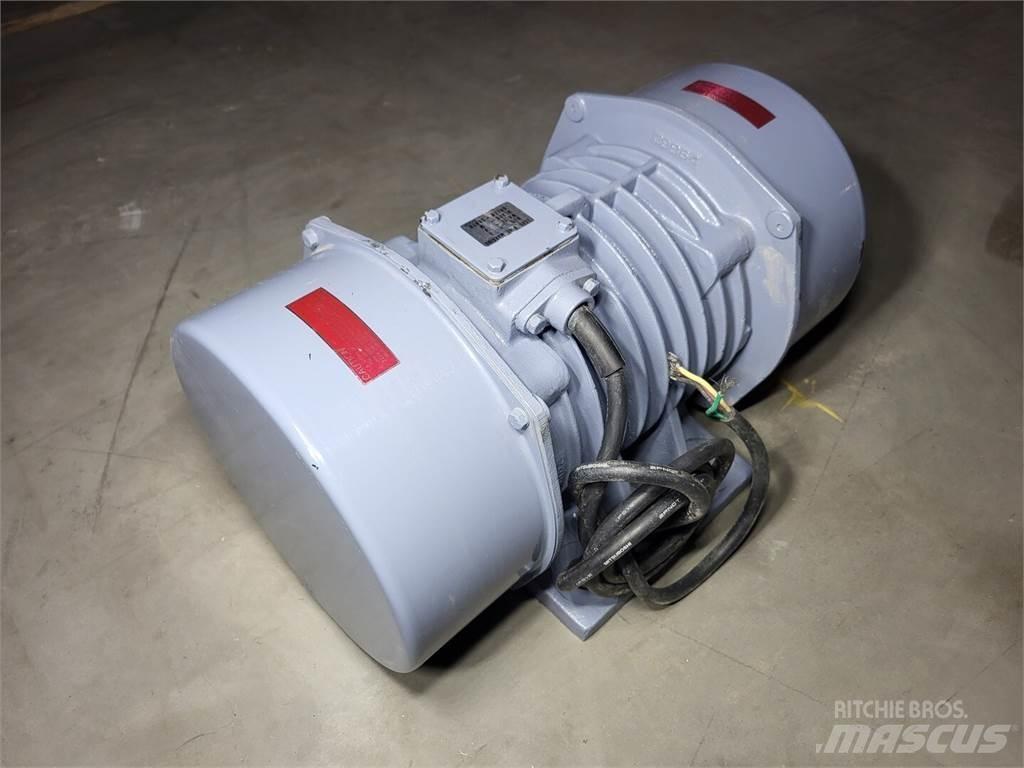  URAS KEE-13-6B Silniki przemysłowe