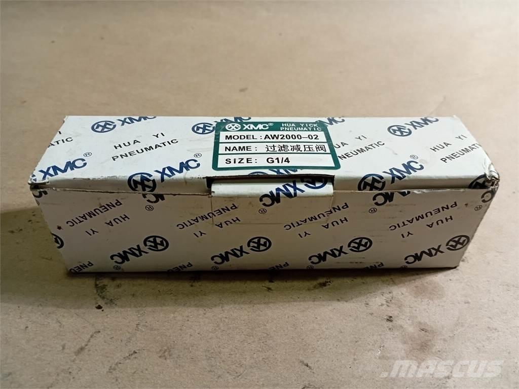  XMC AW2000-02 Maszyny budowlane - Inne