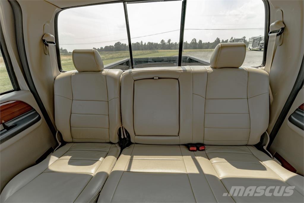 Ford F-350 Inne