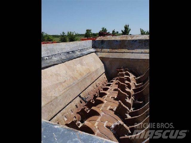 Terex TSS390T Rozdrabniacze