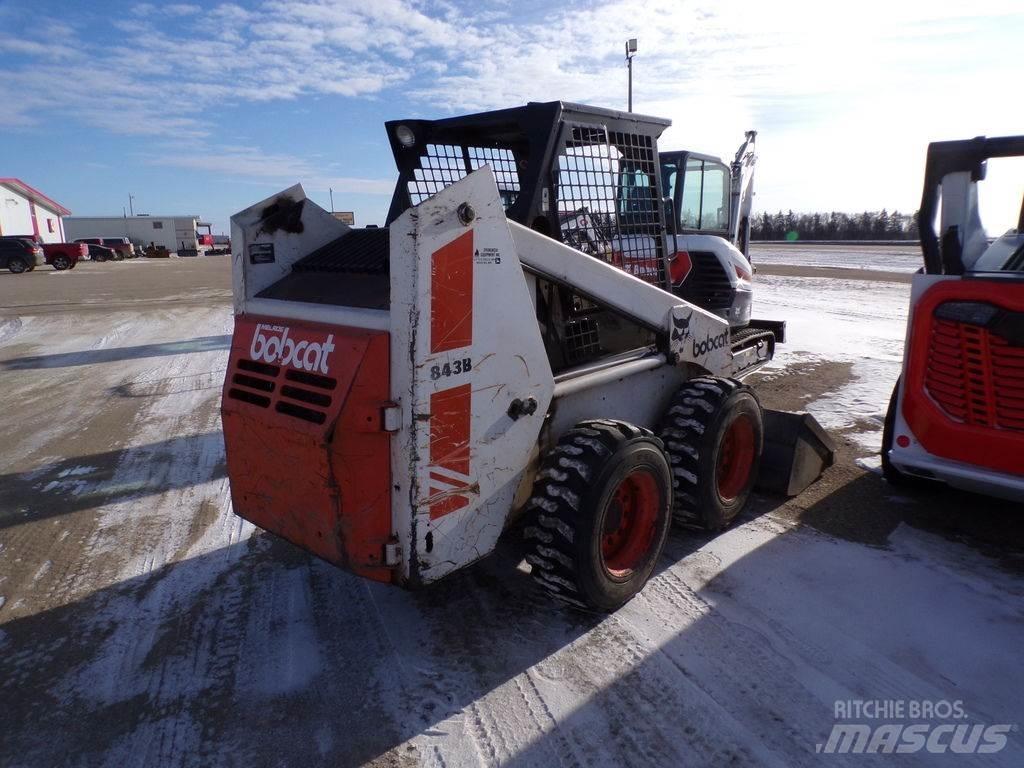 Bobcat 843B Ładowarki burtowe
