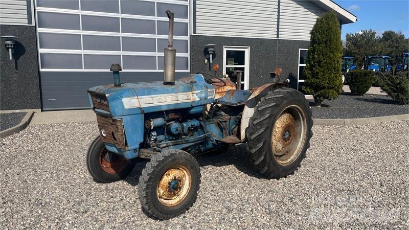 Ford 3000 Ciągniki rolnicze