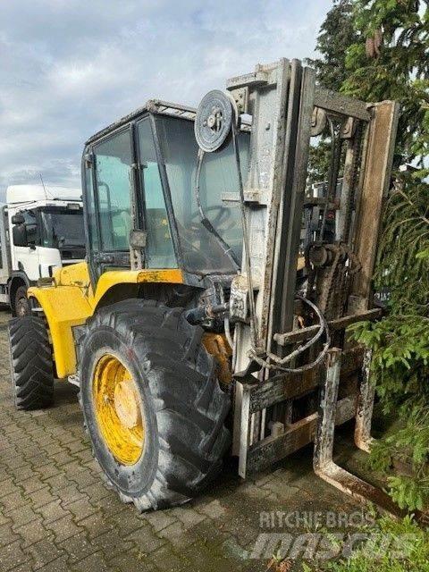 JCB 940-2 Wózki widłowe terenowe