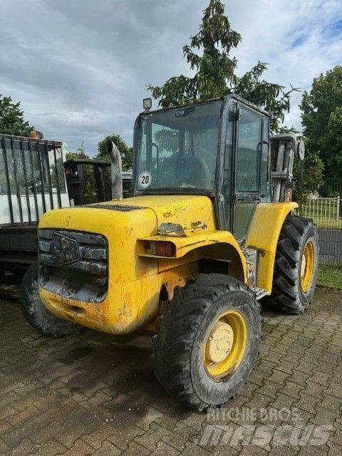 JCB 940-2 Wózki widłowe terenowe