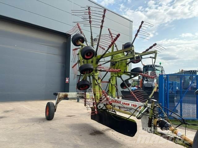 CLAAS Liner 780 Zgrabiarki i przetrząsacze