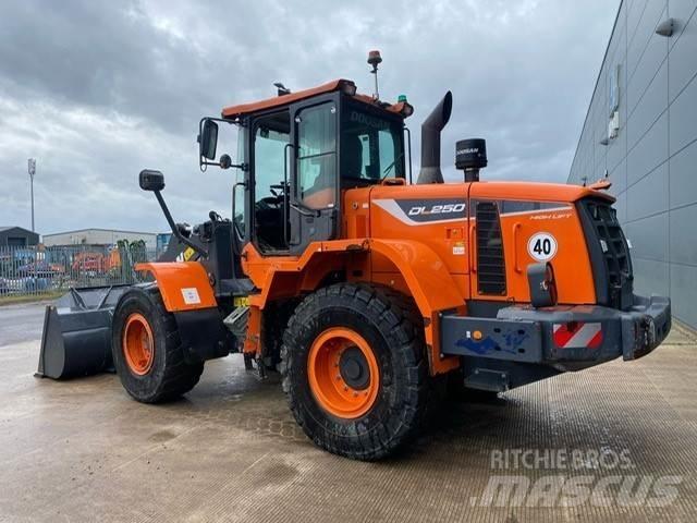 Develon DL250-5 Ładowarki kołowe