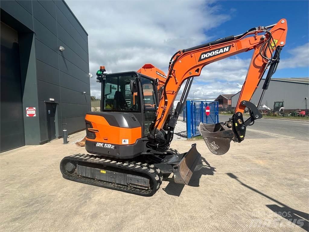 Doosan DX50z Koparki gąsienicowe
