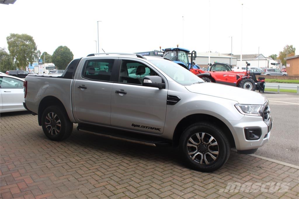 Ford Ranger Wildtrak Pick-upy / Pojazdy z otwieranymi burtami