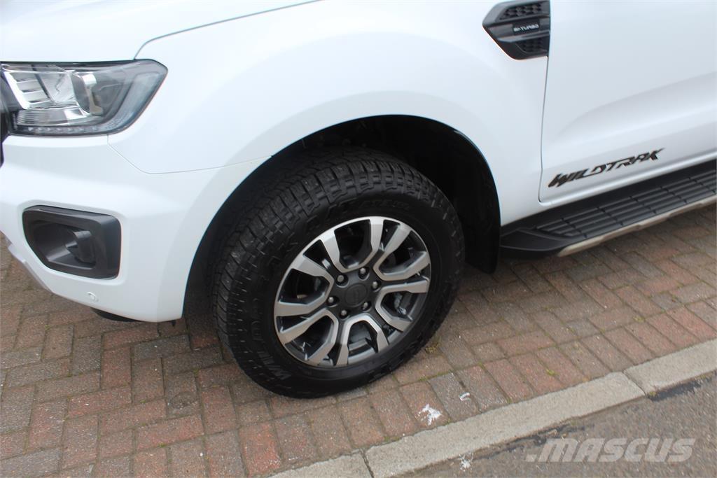 Ford Ranger Wildtrak Pick-upy / Pojazdy z otwieranymi burtami