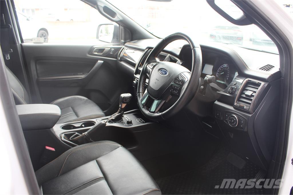 Ford Ranger Wildtrak Pick-upy / Pojazdy z otwieranymi burtami