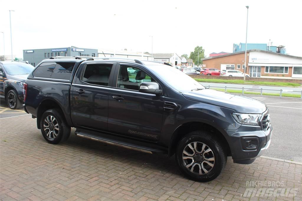 Ford Ranger Wildtrak Pick-upy / Pojazdy z otwieranymi burtami