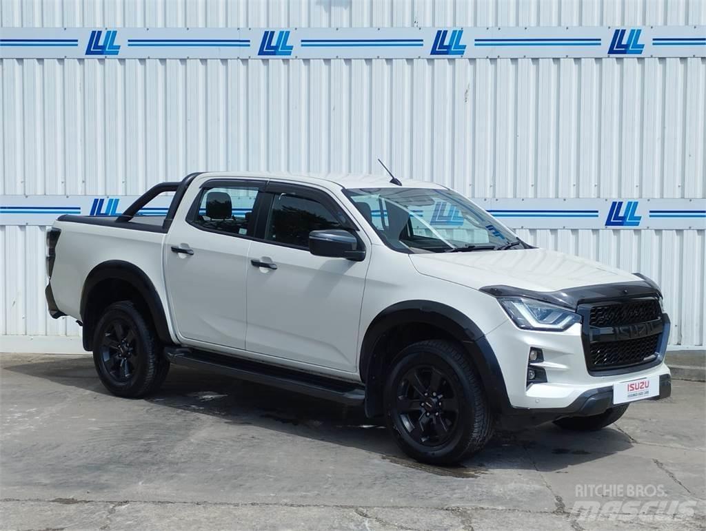 Isuzu V-Cross Pick-upy / Pojazdy z otwieranymi burtami