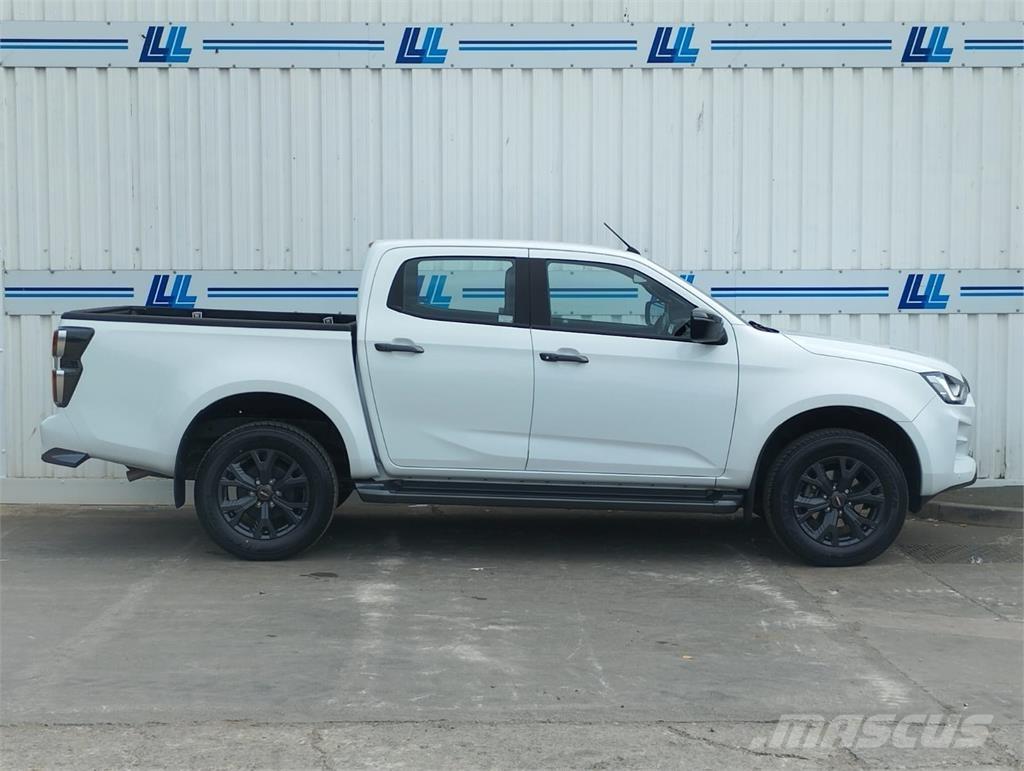 Isuzu V-Cross Pick-upy / Pojazdy z otwieranymi burtami