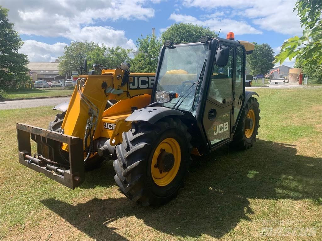 JCB 527-58 Ładowarki teleskopowe
