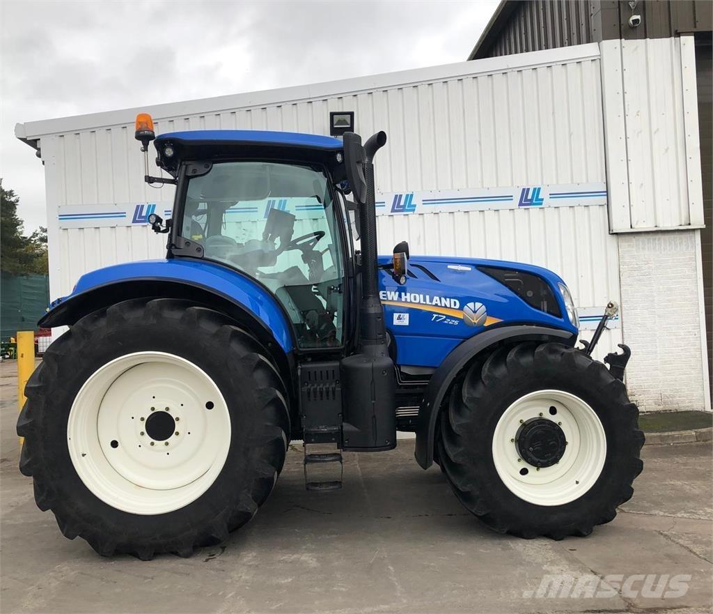 New Holland T7.225 Ciągniki rolnicze