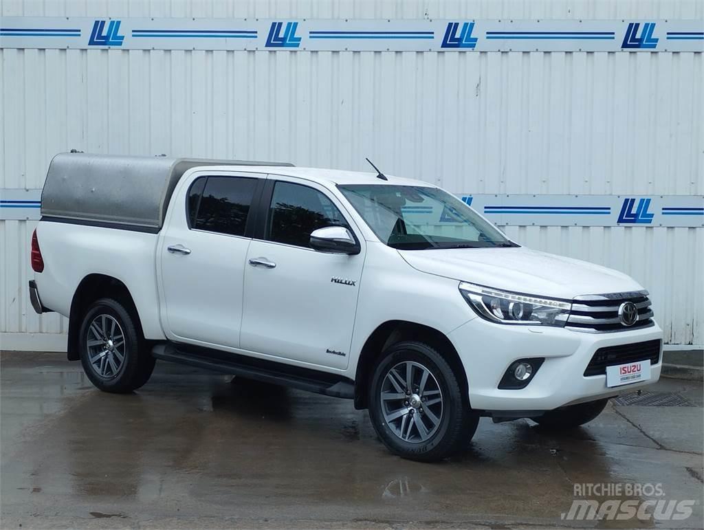 Toyota Hilux Pick-upy / Pojazdy z otwieranymi burtami