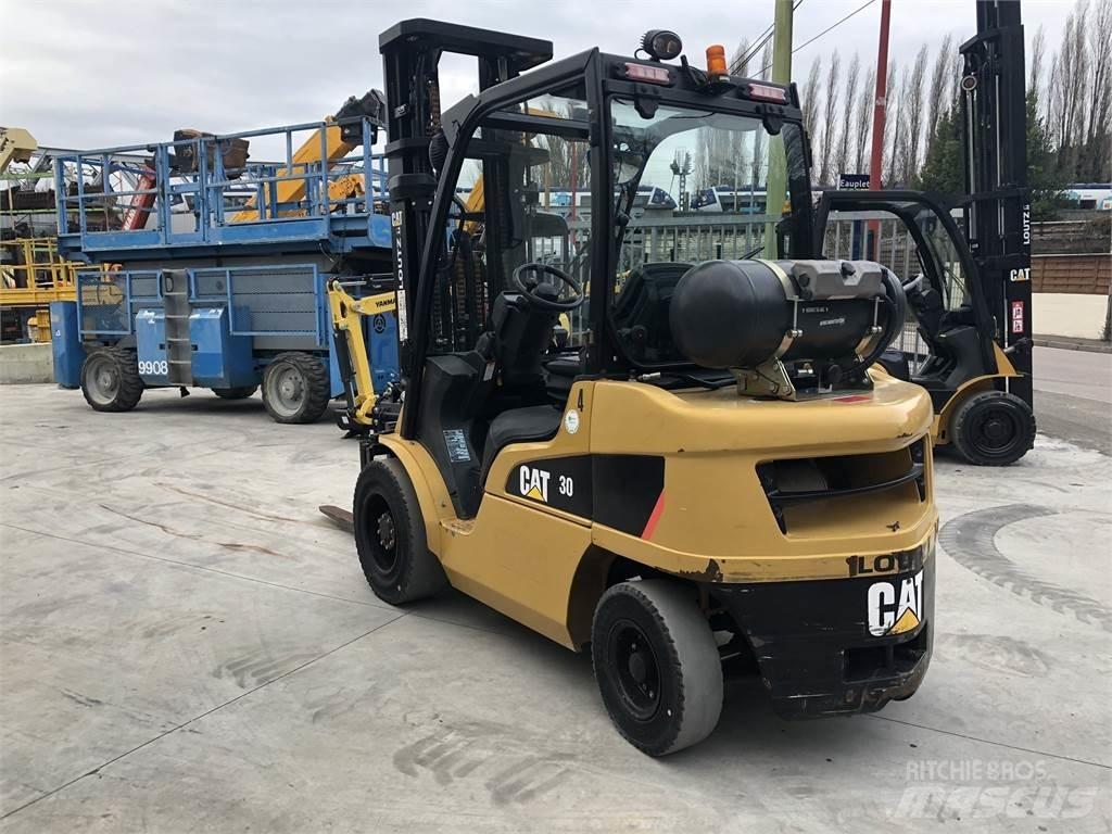 CAT GP30N Wózki widłowe inne