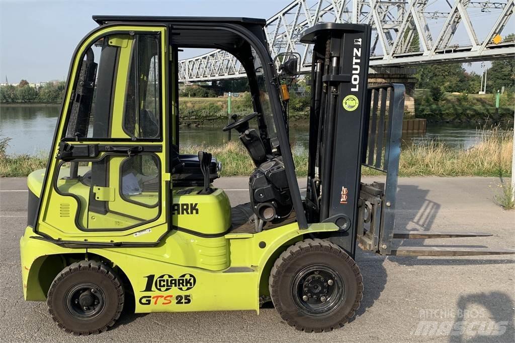 Clark GTS25D Wózki widłowe inne