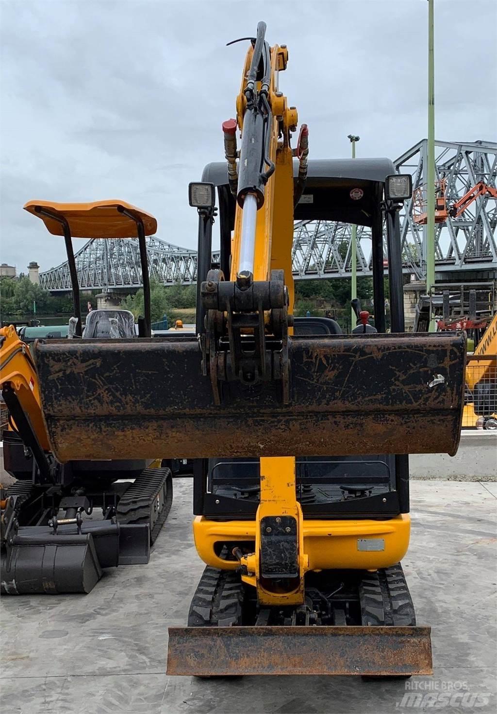 JCB 8014 Minikoparki