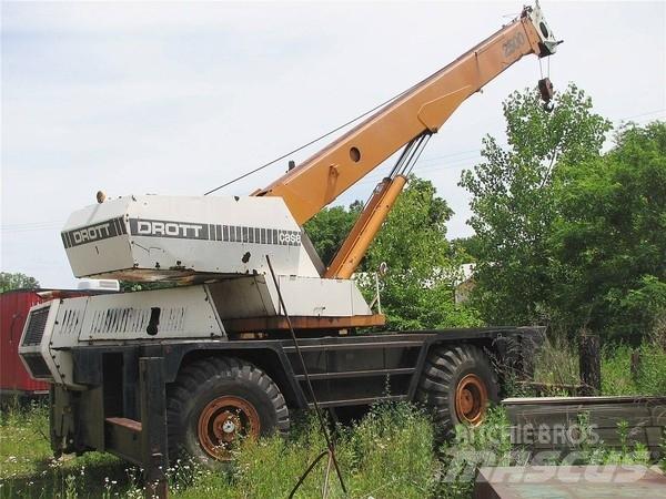 Drott 2500 Żurawie szosowo-terenowe