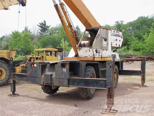 Drott 2500 Żurawie szosowo-terenowe