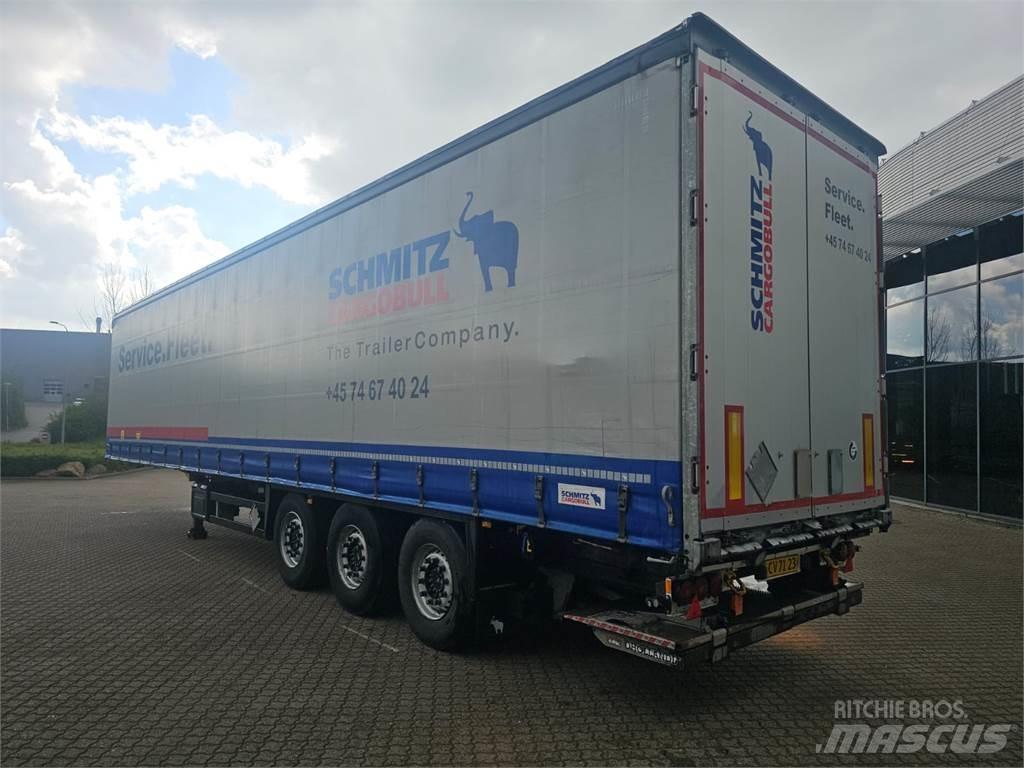 Schmitz Cargobull 13,60 Naczepy firanki