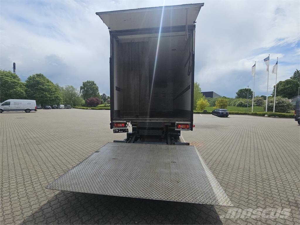 Volvo FE320 Chłodnie samochodowe