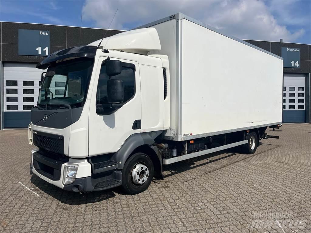 Volvo FL210 Samochody ciężarowe ze skrzynią zamkniętą