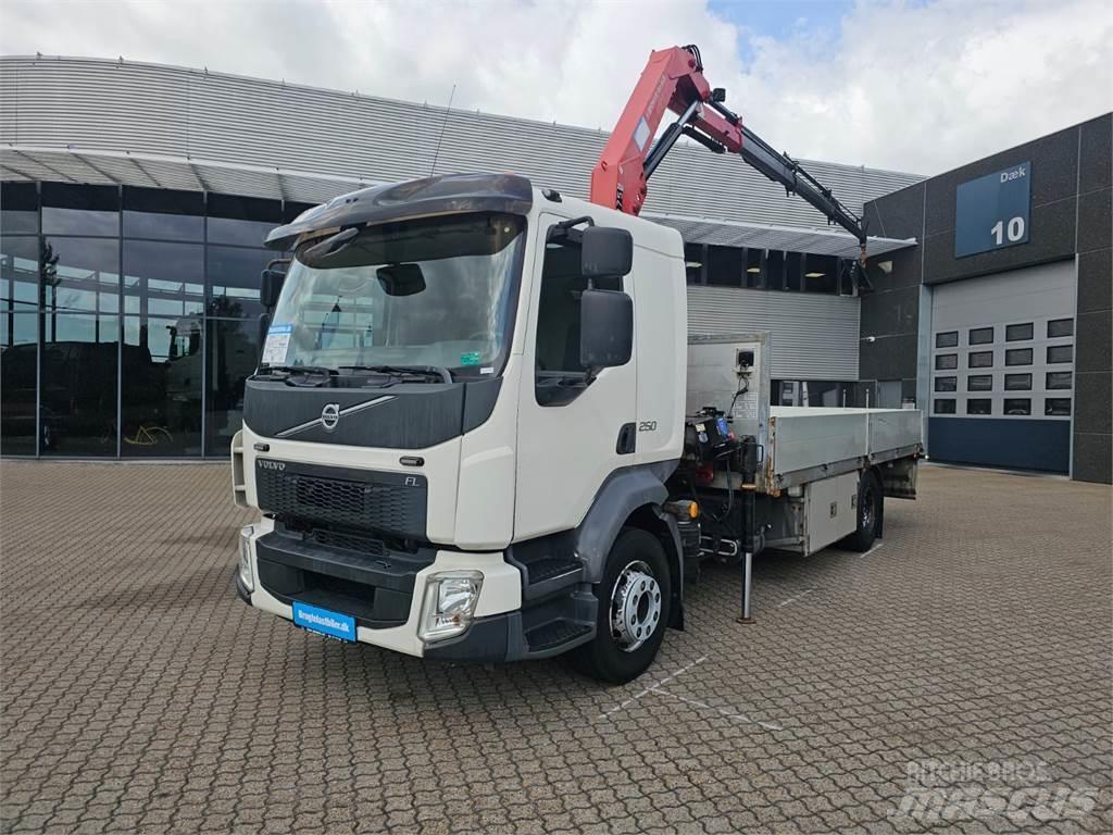 Volvo FL250 Żurawie samochodowe