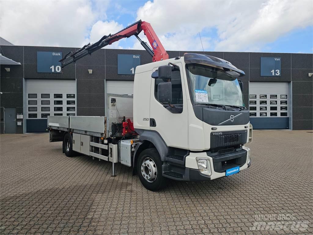 Volvo FL250 Żurawie samochodowe
