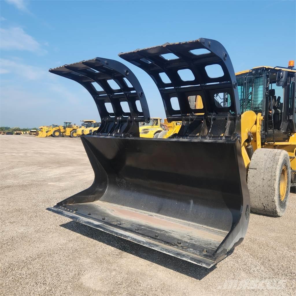 CAT 938M Ładowarki kołowe