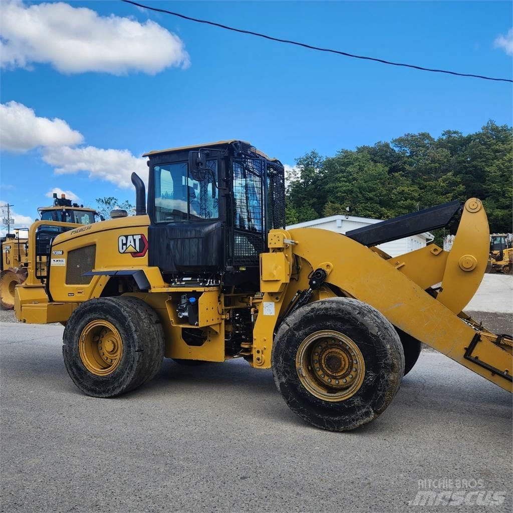 CAT 938M Ładowarki kołowe