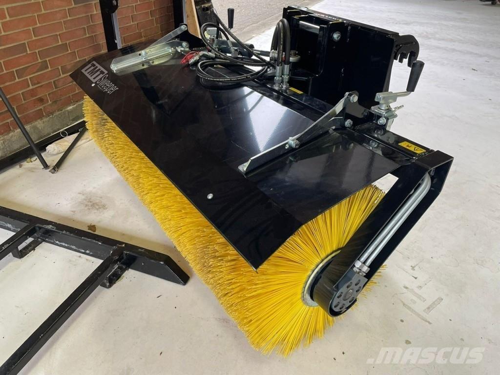 TMT SWEEPER 150 Zamiatarki - Zgarniarki - Odśnieżarki