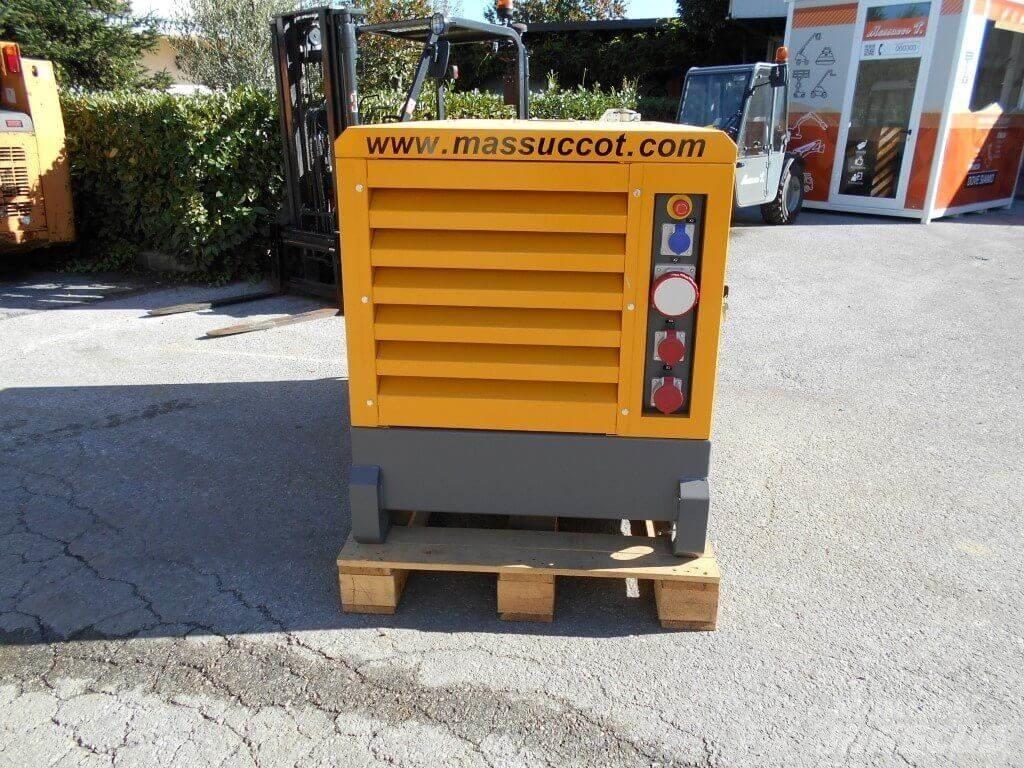 Atlas Copco QAS40 Wieże oświetleniowe