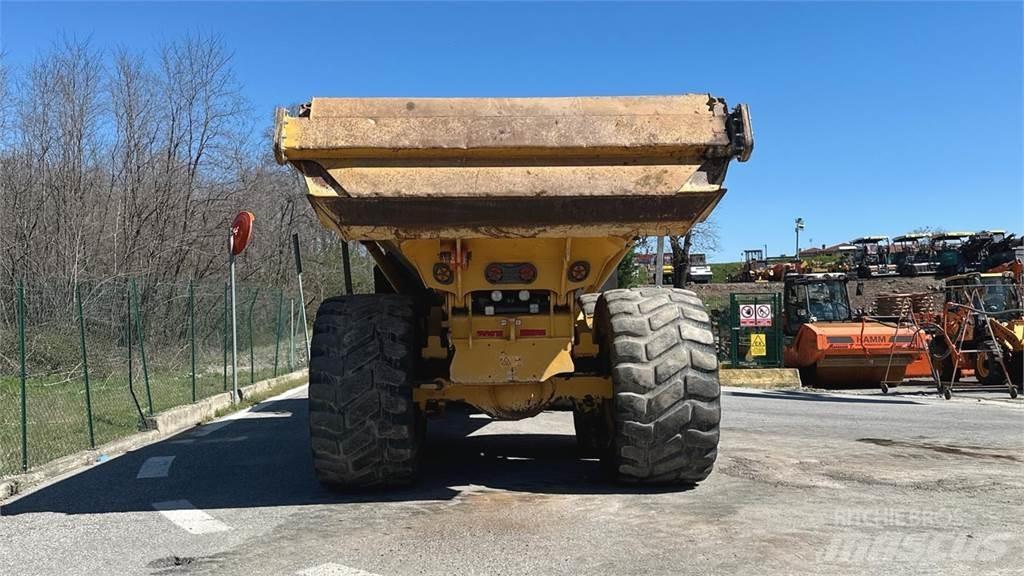 Bell B30E 6x6 Wozidła kolebkowe