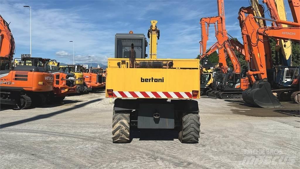 Bertani S3A 4X4 Koparki kołowe