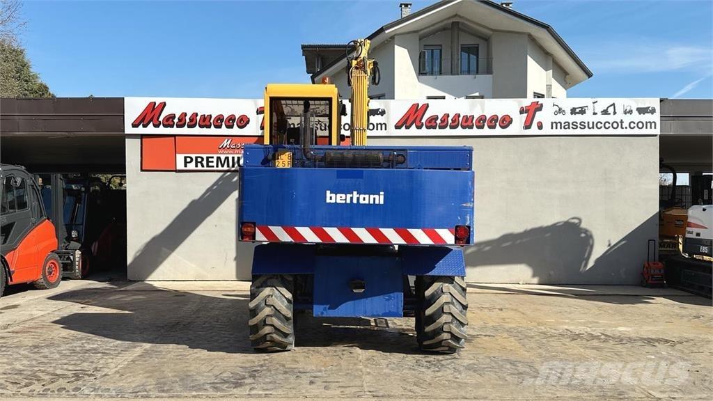 Bertani S3A 4x4 Koparki kołowe