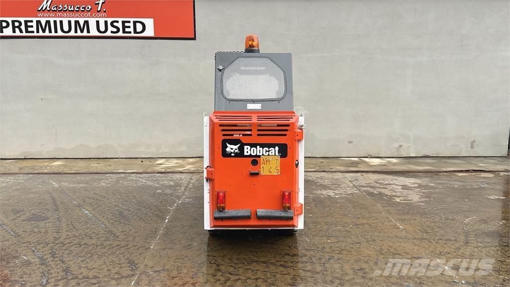 Bobcat S70 Ładowarki burtowe
