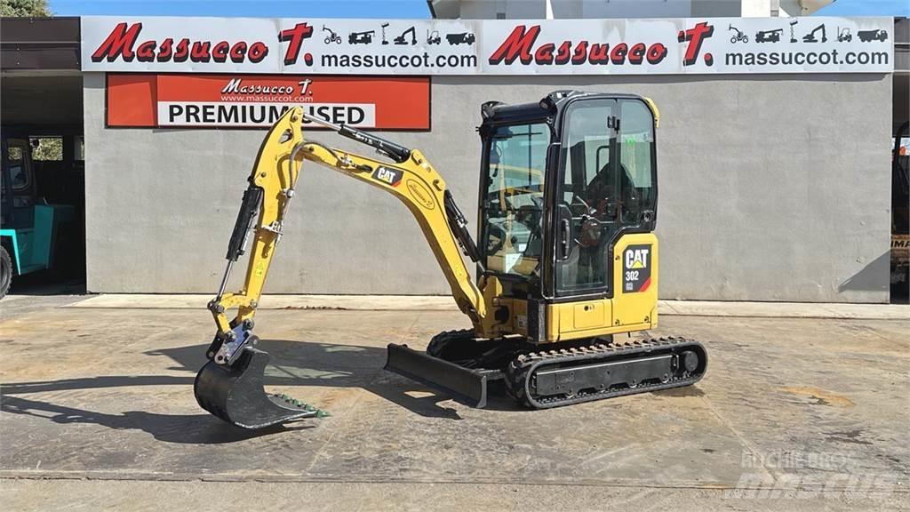 CAT 302CR Minikoparki