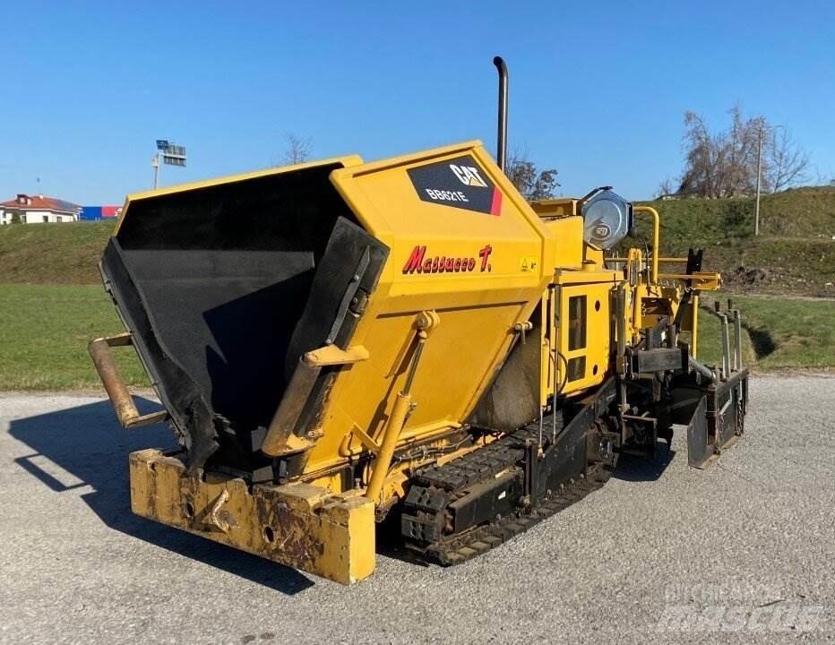 CAT BB621E Rozściełacze do asfaltu